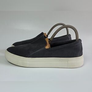 Vince Camuto Korli 2 Charcoal Gray Camo Slip On Size 9 M